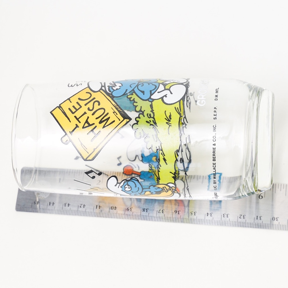 Vintage Smurf Glass 1982 Collectible Playing Music - Picture 9 of 9